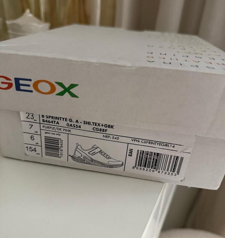 Кроссовки Geox