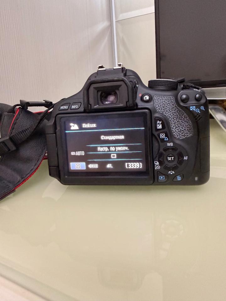 Профессиональный Фотоаппарат Canon