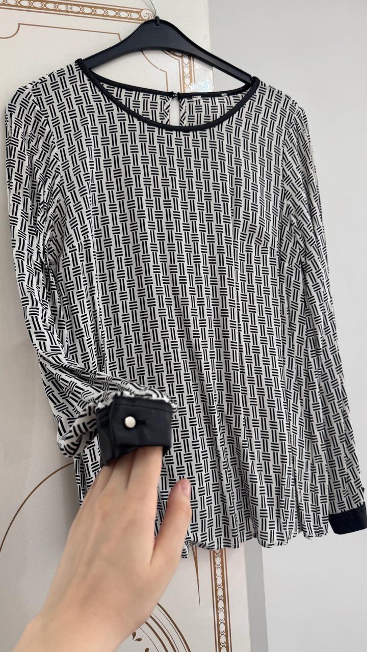 Блузка графичный принт