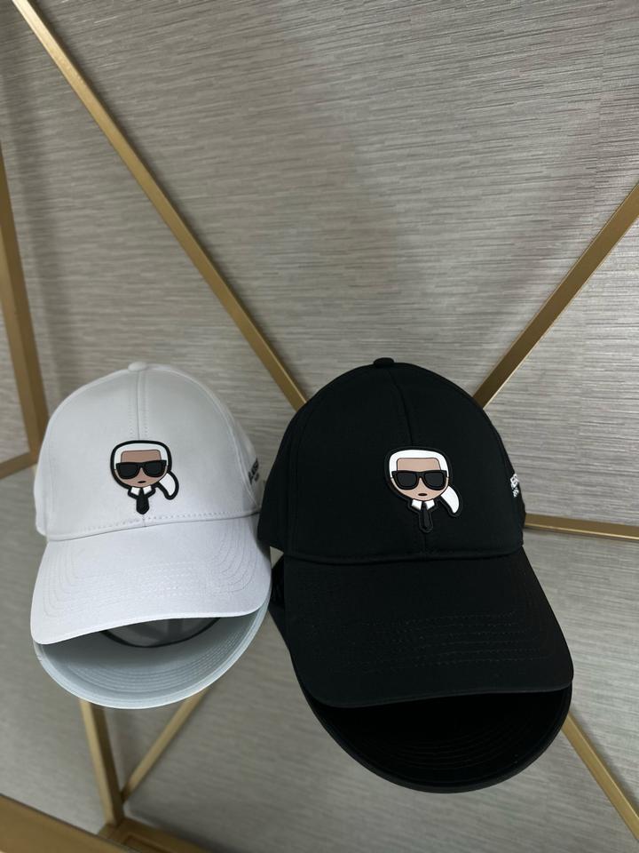 Кепка Karl LAGERFELD
