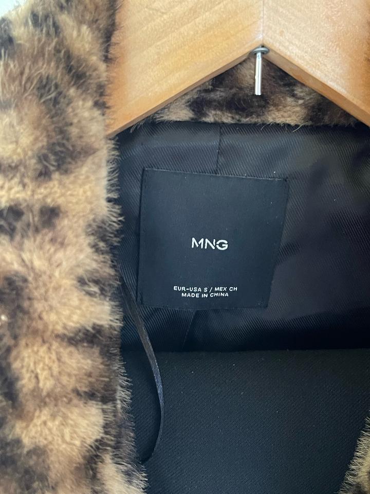 Шуба с принтом леопард Mango