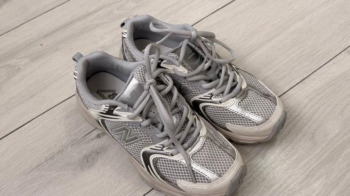 Продаю кроссовки new balance 530 после химчистки