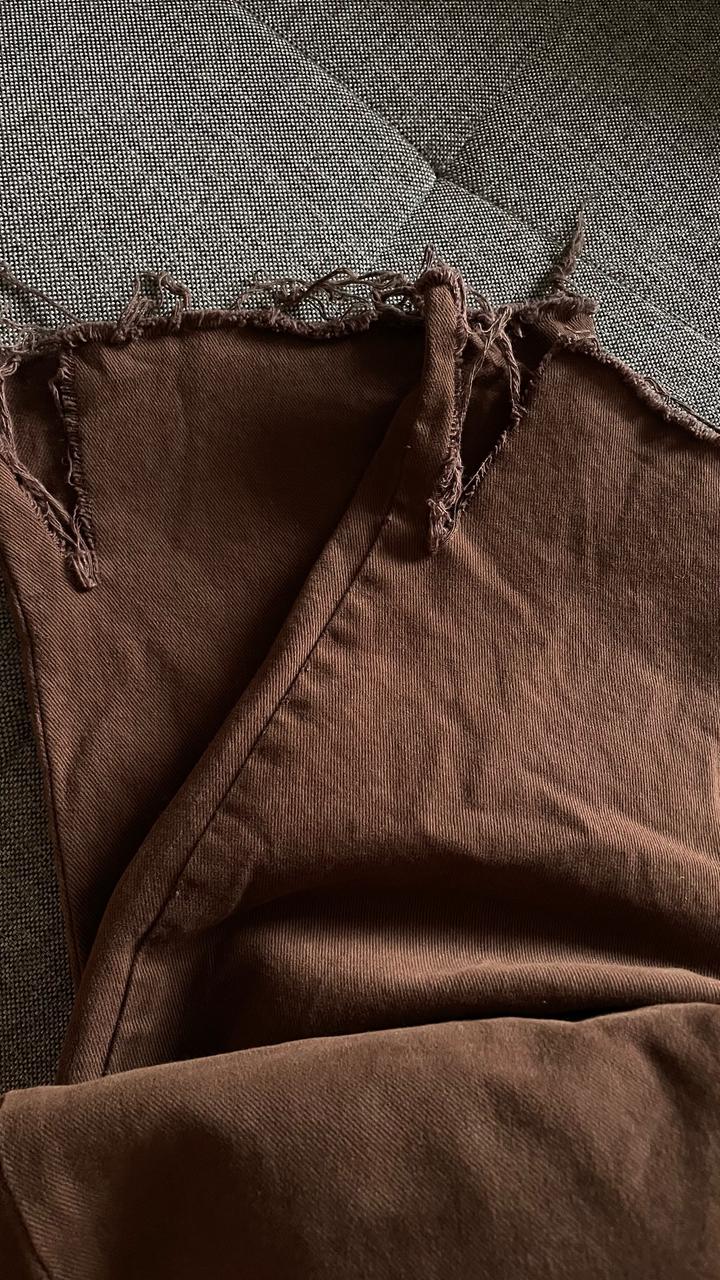 Коричневые джинсы от Stradivarius