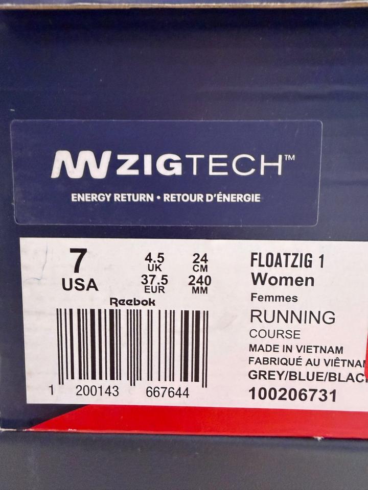 Женские кроссовки Reebok