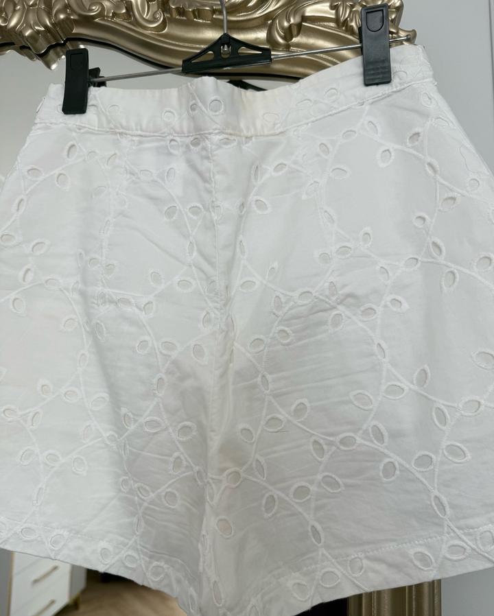 Белые шорты ZARA