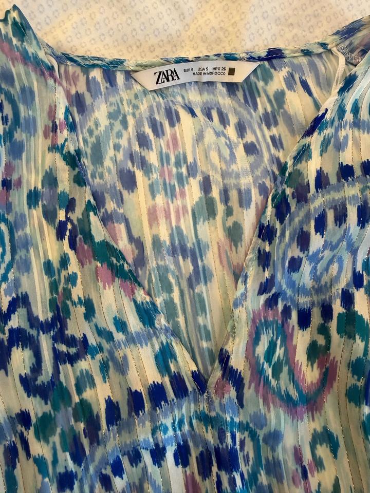 Платье Zara, покупала в Будапеште 🔥
