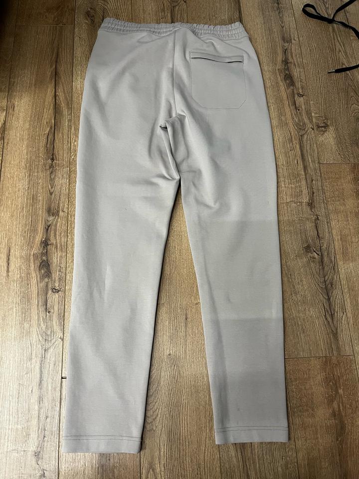 Брючный костюм