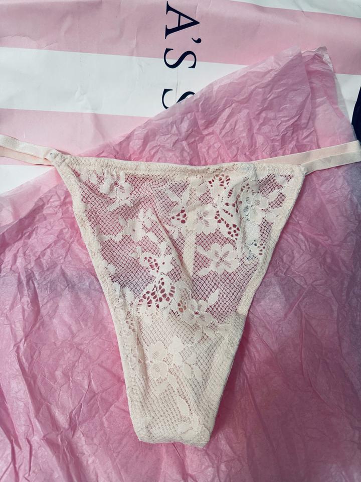 Комплект белья Victoria’s Secret