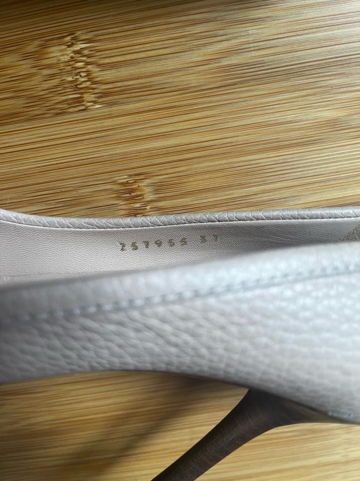 Gucci туфли бежевые