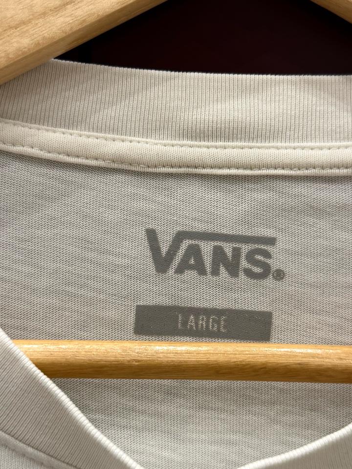 футболка vans