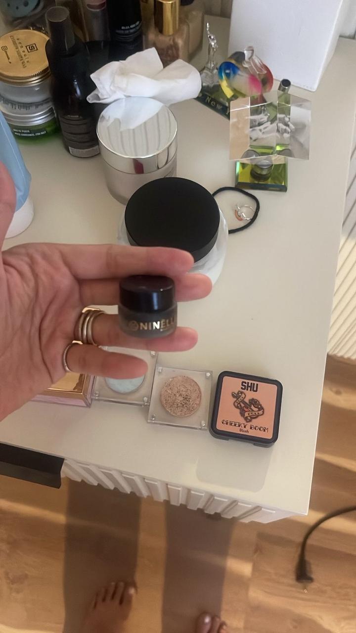 Пудра и тени beauty creations, подводка ninelle,shu румяна 38 оттенок