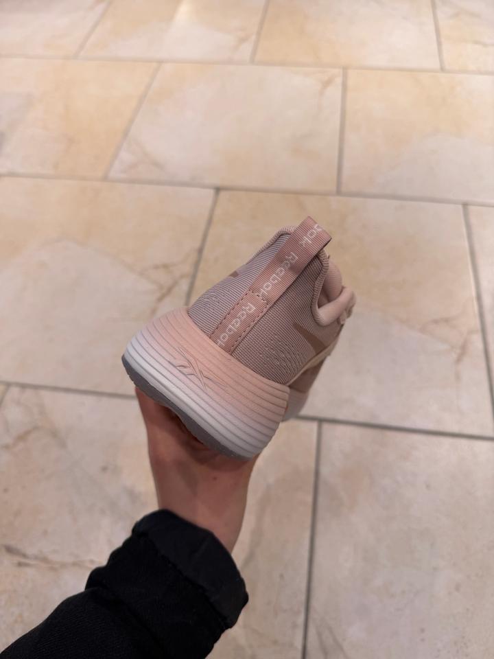 Кроссовки Reebok