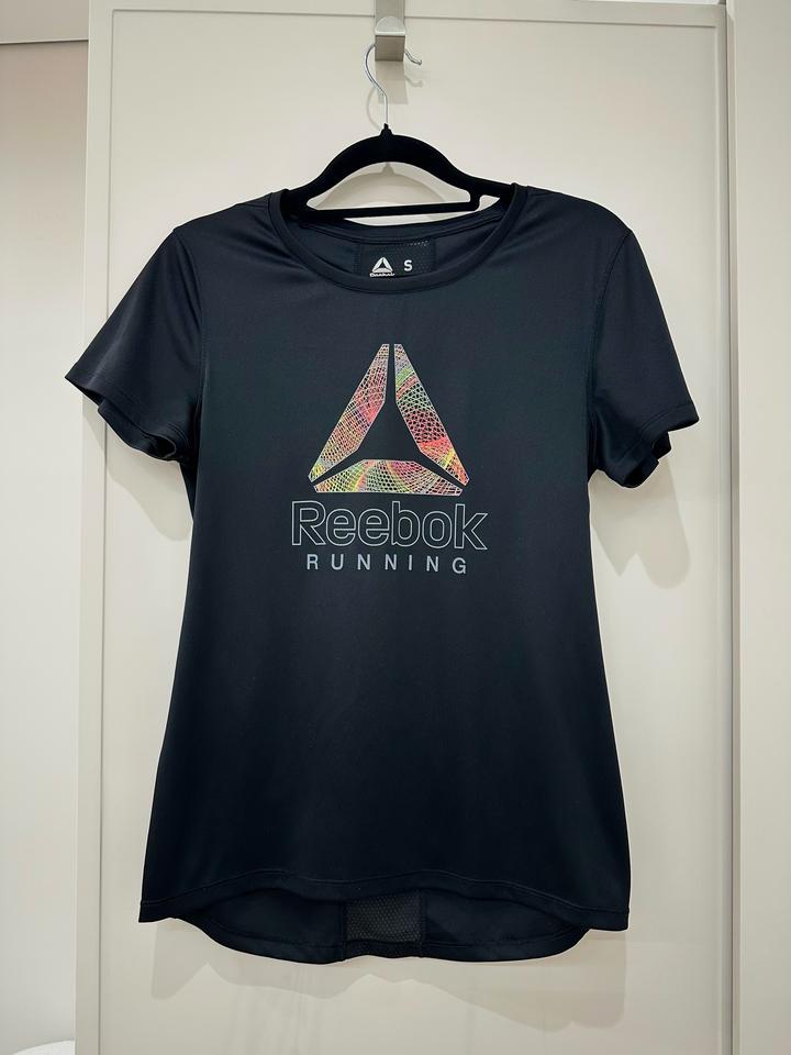 Футболка Reebok