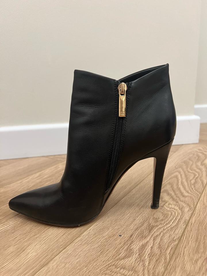 Ботильоны Basconi кожаные