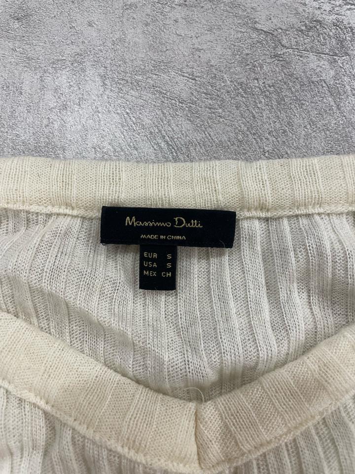 Кремовый джемпер Massimo Dutti