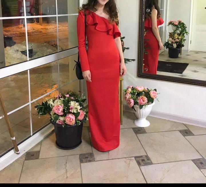 Платье вечернее