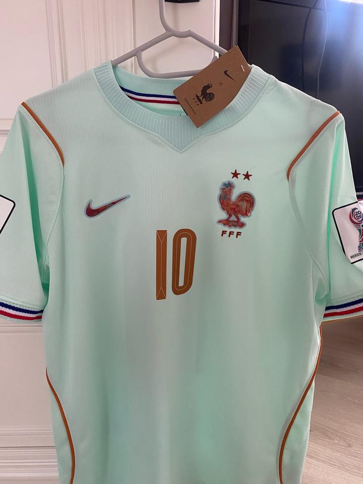 Mbappe футбольная джерси Франции