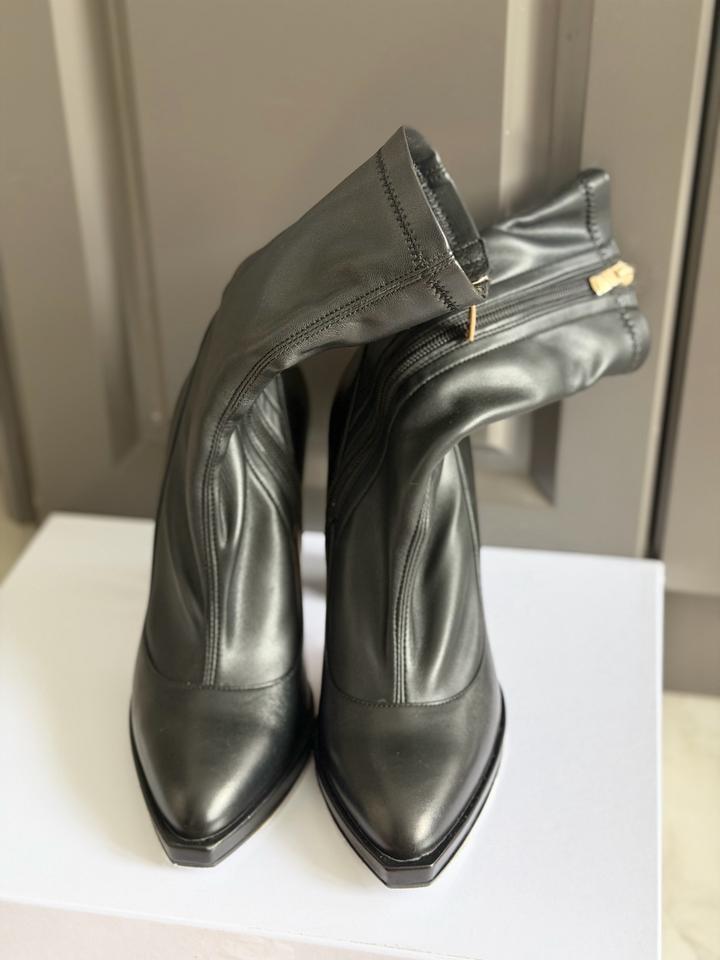 Ботильоны новые от казахстанского бренда Aye