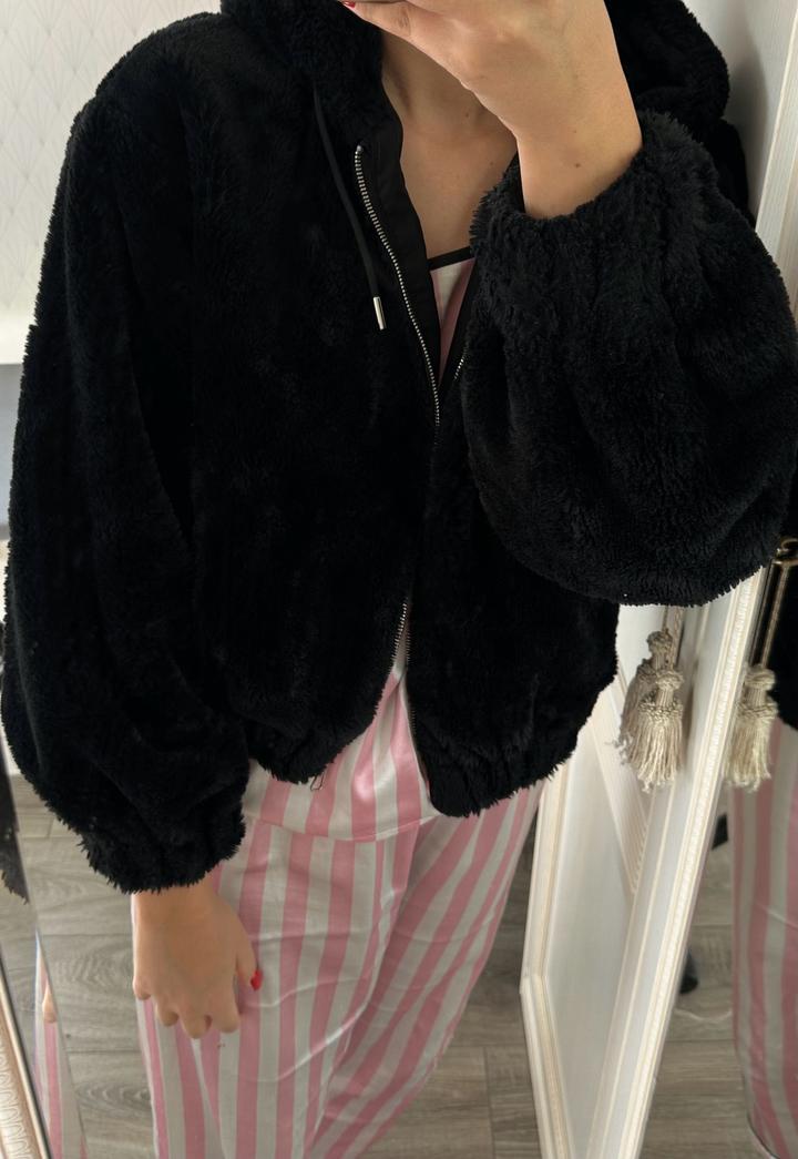 ЭКО шуба bershka