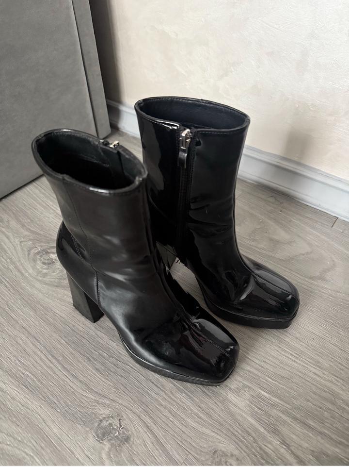 Сапоги reserved