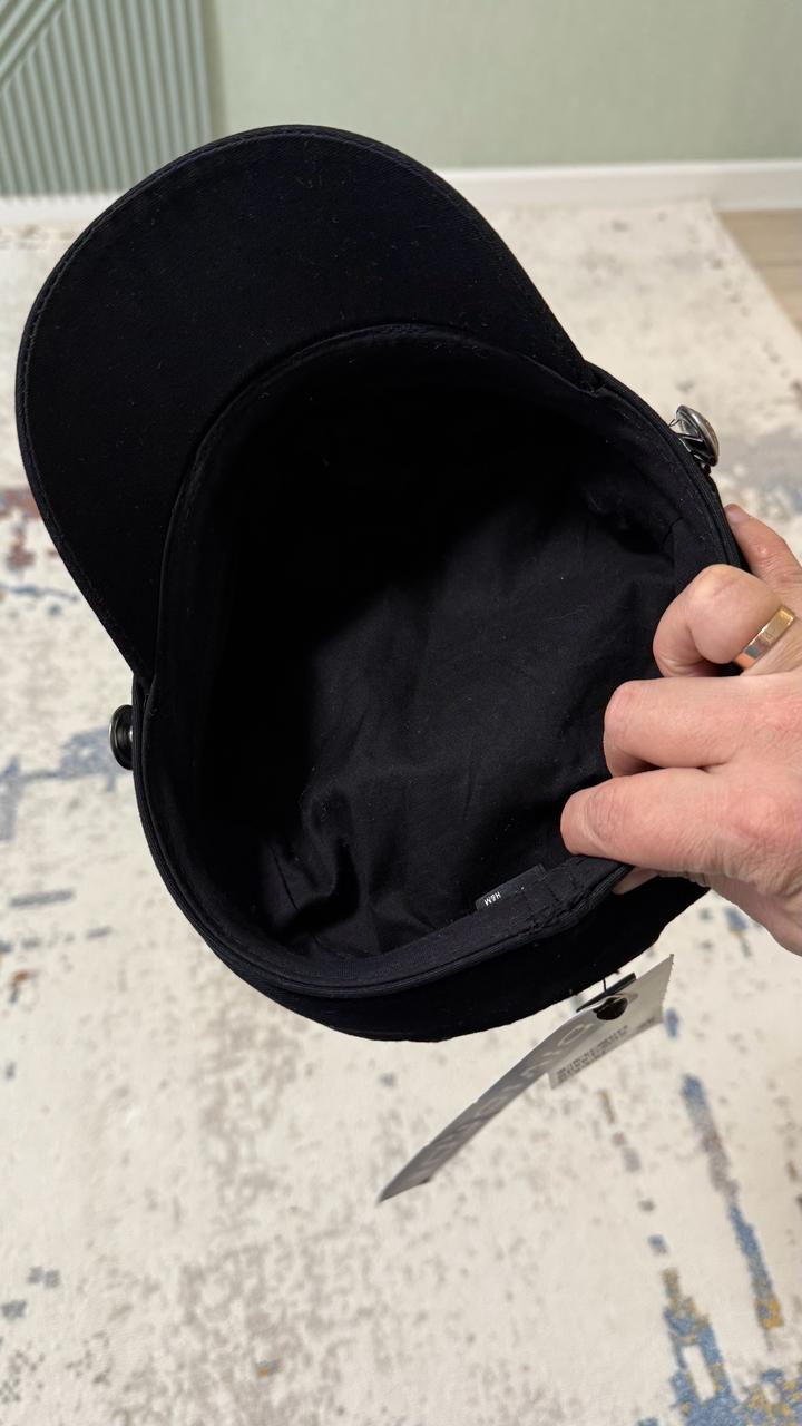 Картузы от H & M