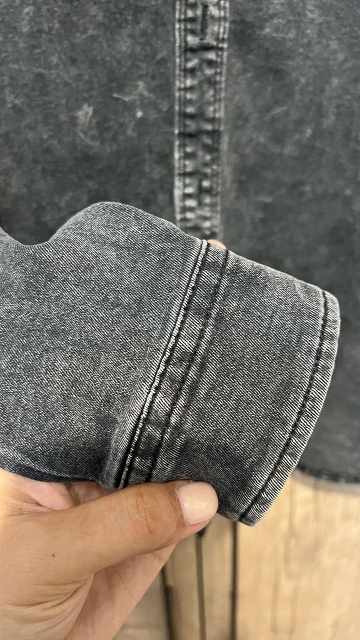 Джинсовая рубашка