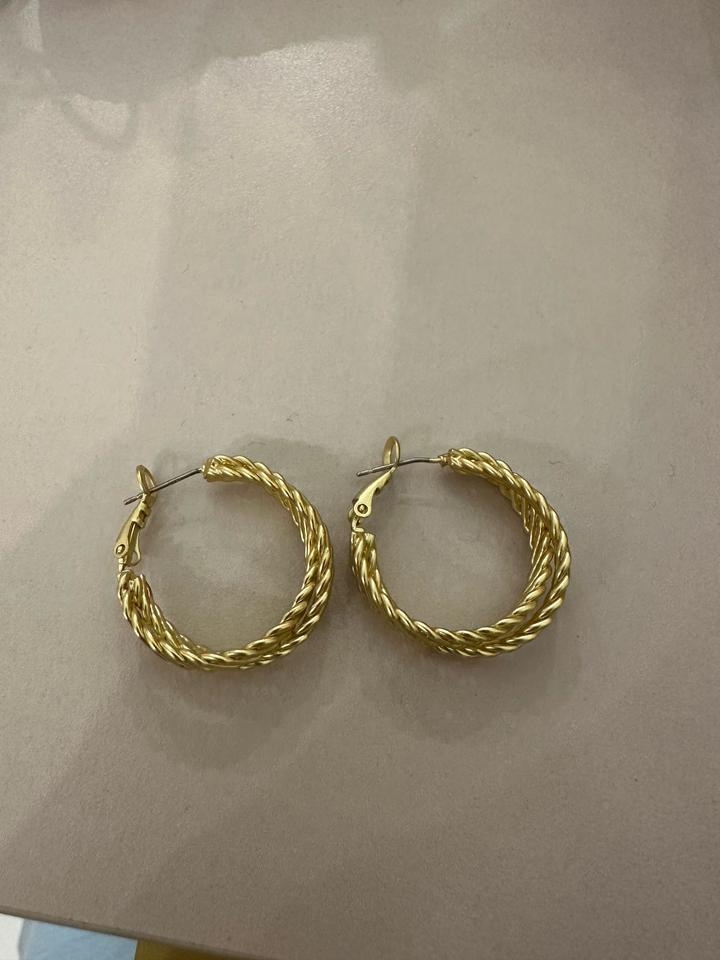 цепочка серебро, 2 цепочка манго, серьги не чернеют красивые
