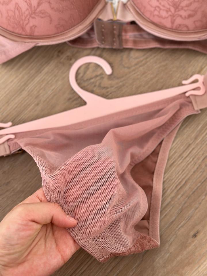 Комплект нижнего белья