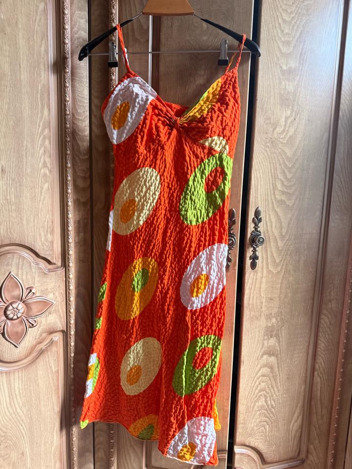 Яркое летнее платье-сарафан 🌞 Подчёркивает фигуру, не просвечивает