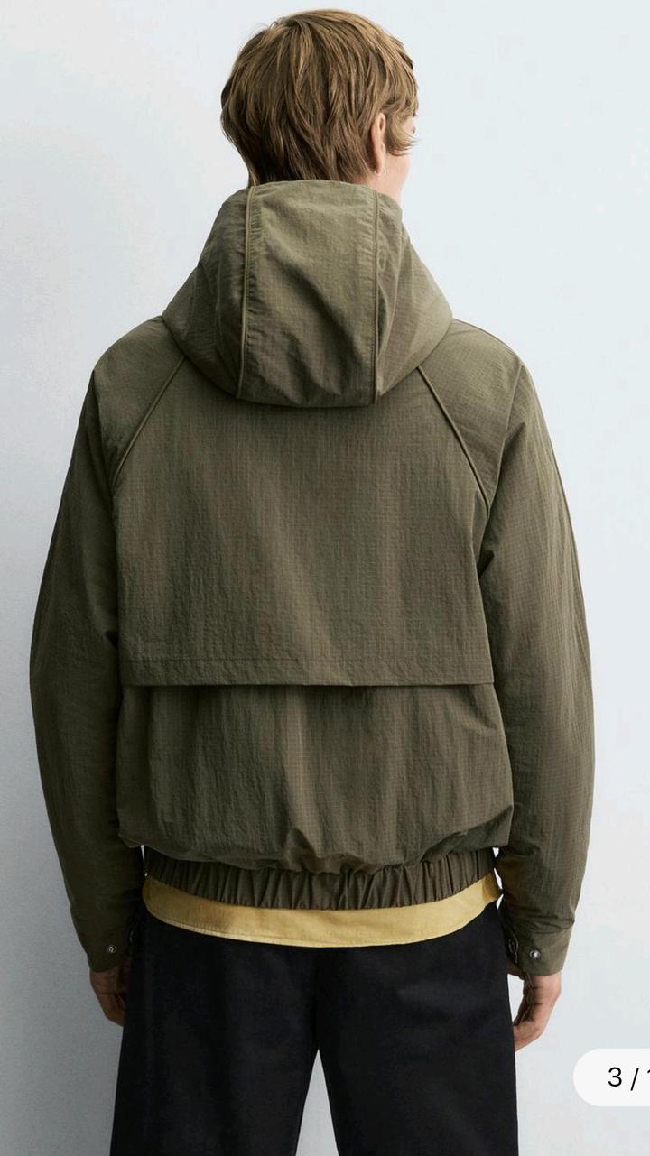 Ветровка ZARA