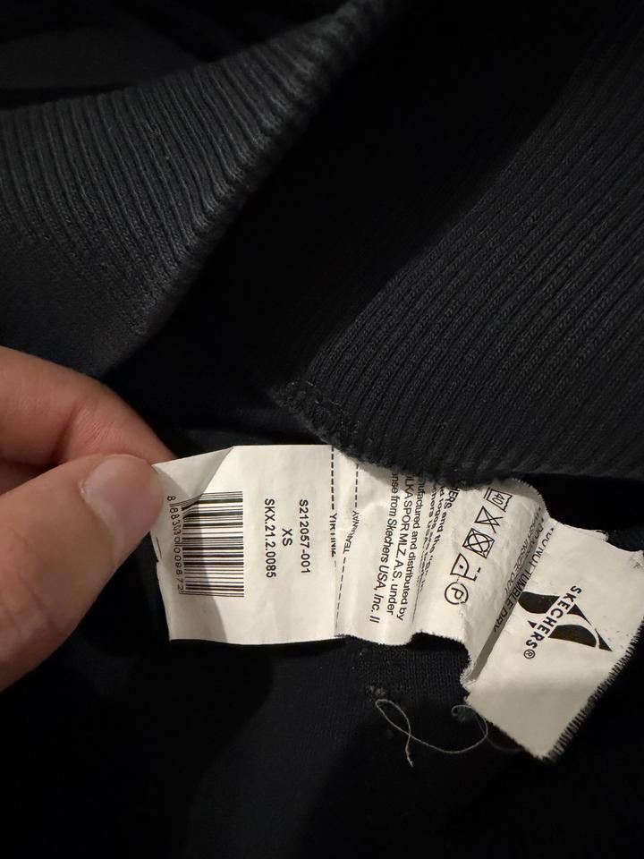 Кофта от Skechers xs