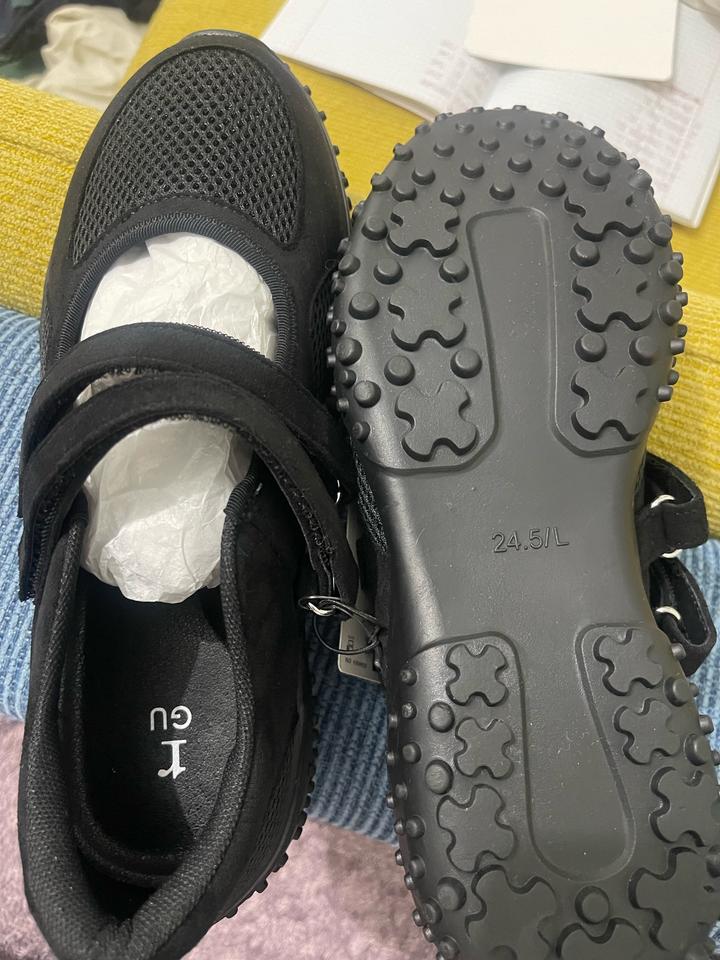 Обувь Uniqlo Gu черные L 24,5