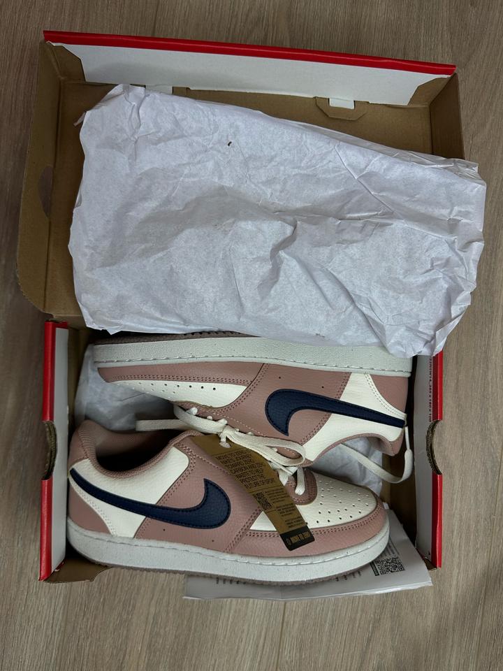 Кроссовки Nike оригинал новые в упаковке