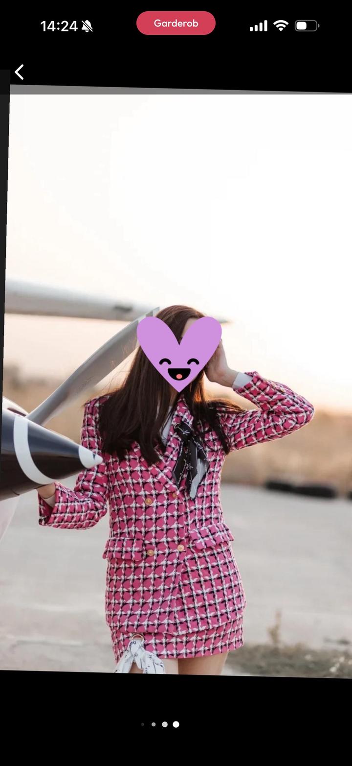 Твидовый костюм в отличном состоянии. Покупала дорого для фотосессии