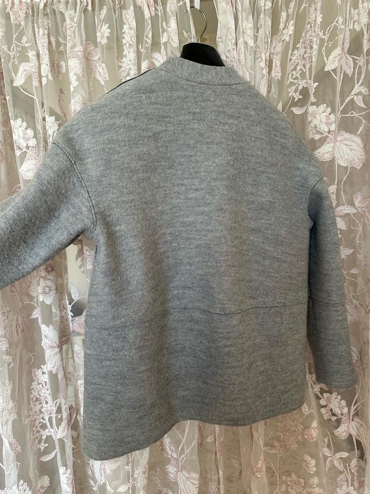 Укороченное пальто COS