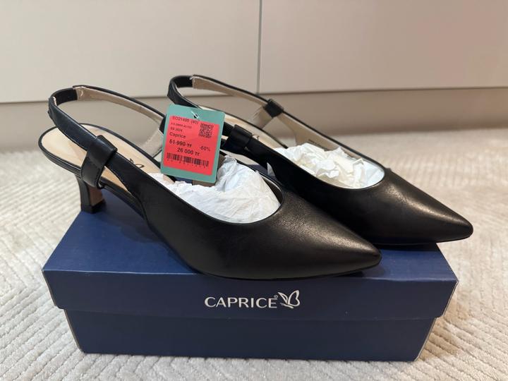 Черные туфли Caprice