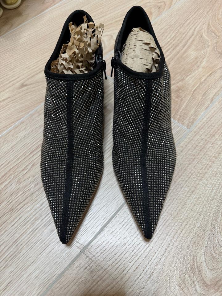 Туфли Zara со стразами