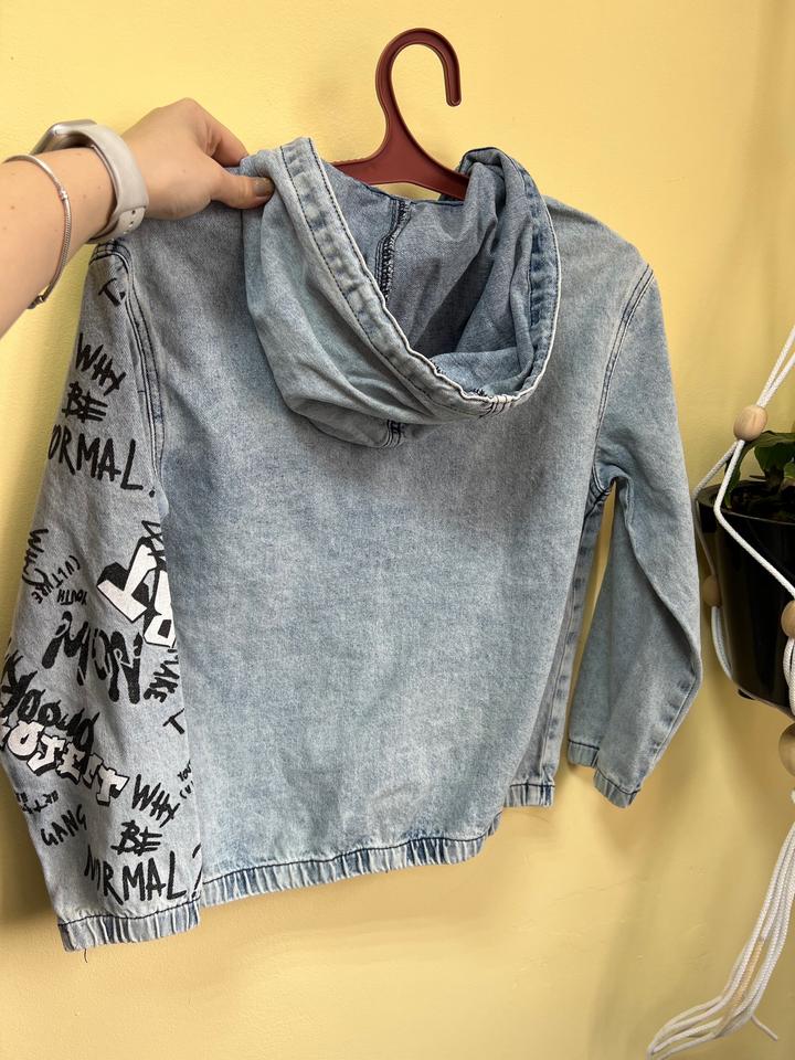 Джинсовая куртка на мальчика