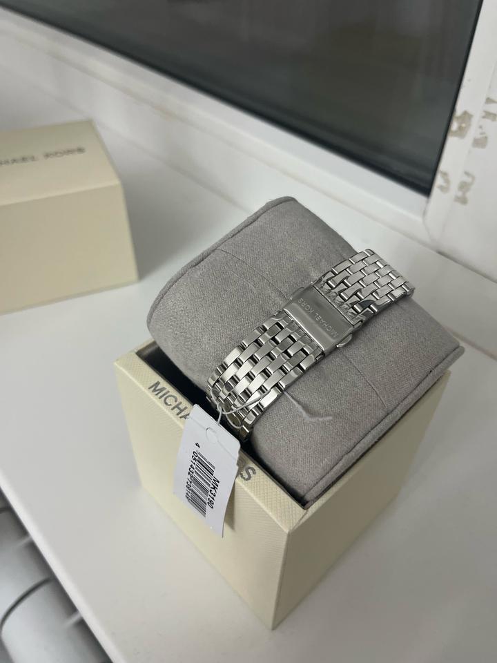 Часы „Michael Kors“