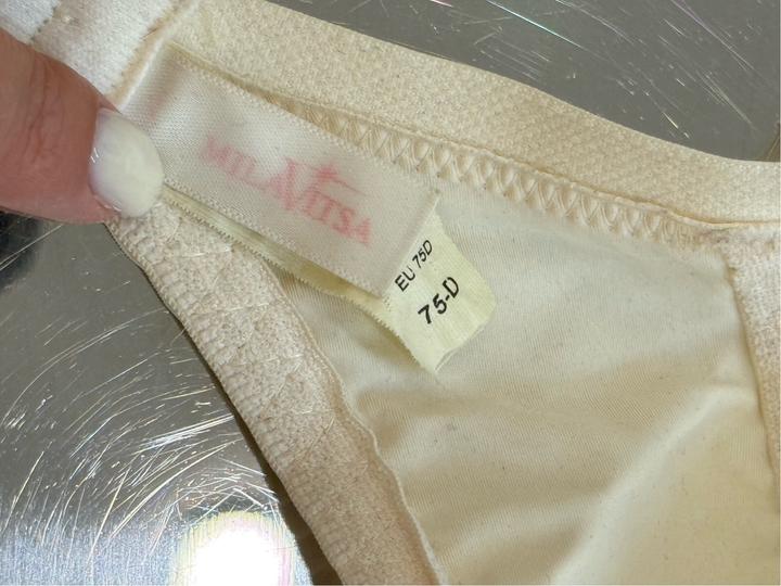 Бюстгальтер