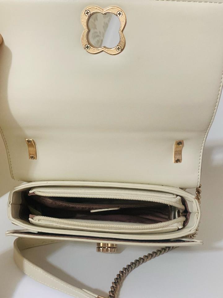 Сумка бежевая