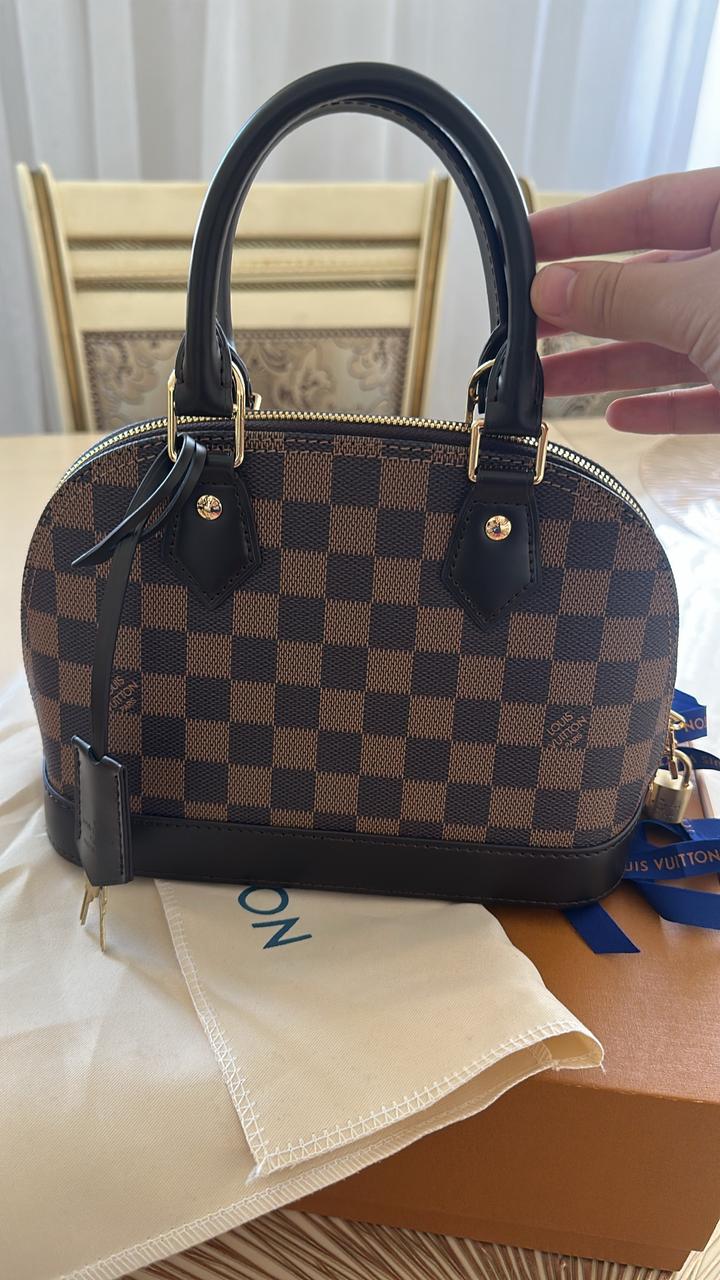 Сумка Louis Vuitton Alma bb