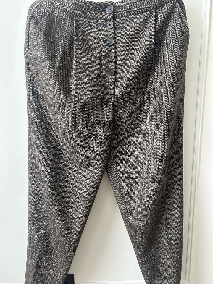 Продам костюм Massimo dutti