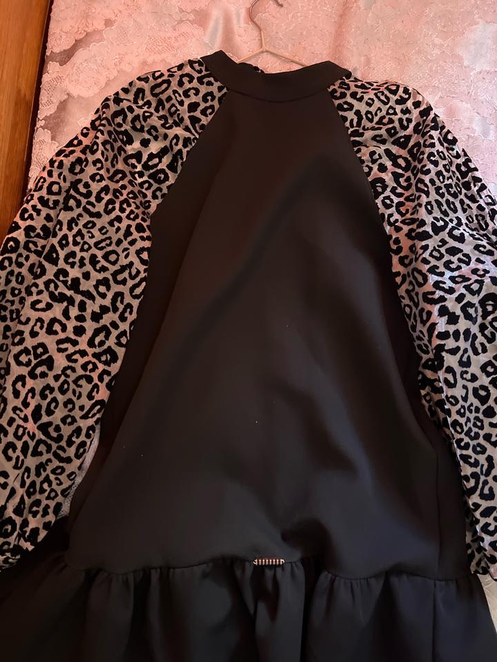 Платье черное