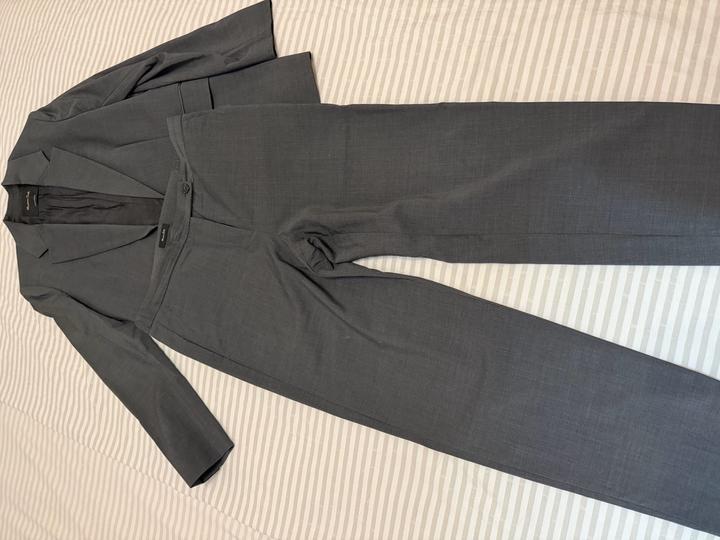 Серый костюм Massimo Dutty