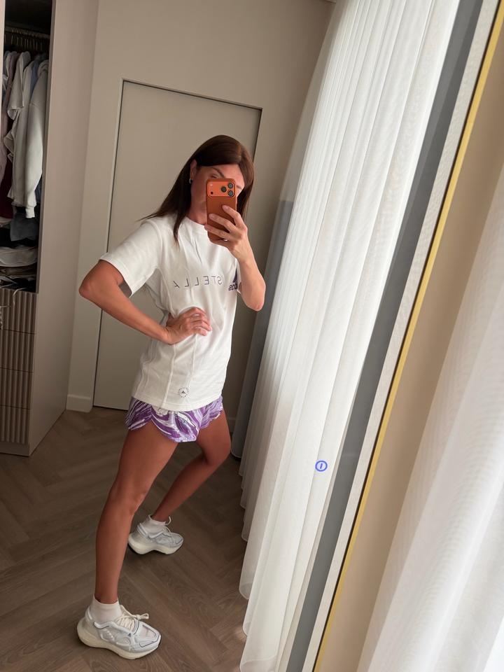 Одежда для спорта и прогулок от adidas Stella McCartney