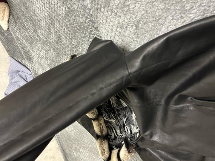 Кожанка с мехом