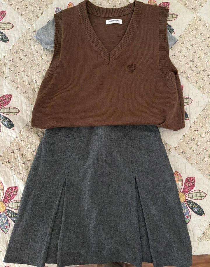 Трендовый жилет, Korean brand,промокод на 2000