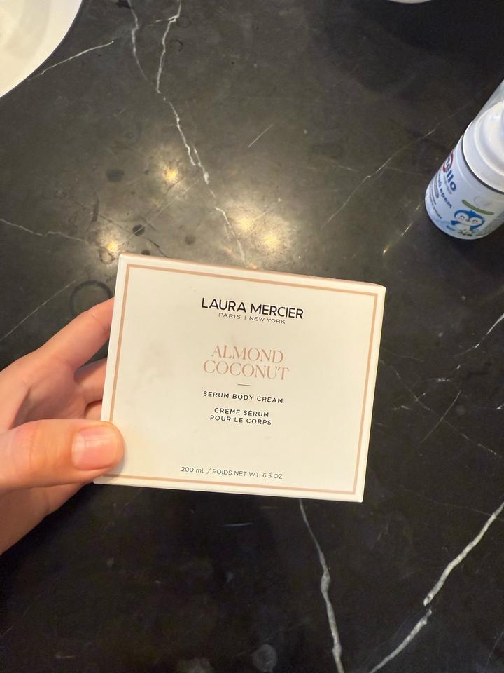 Laura Mercier Крем для тела