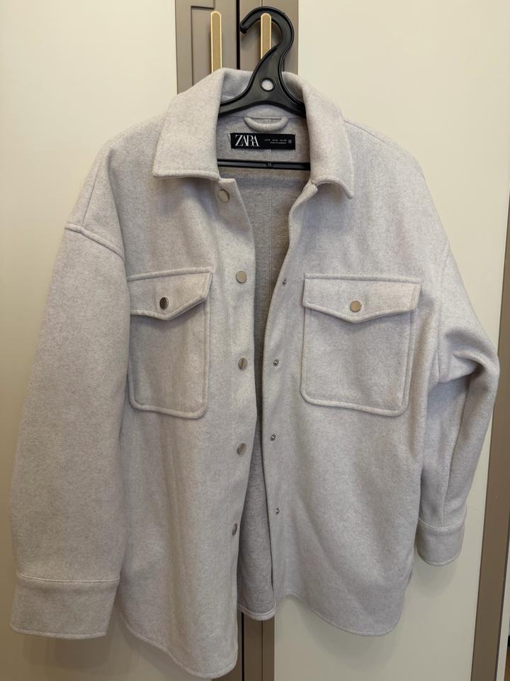 Курточка Zara